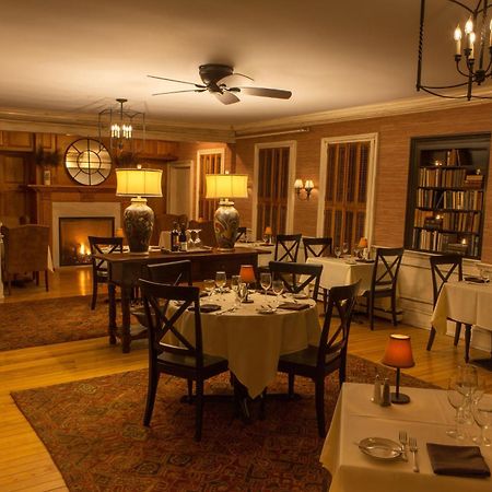 The Dorset Inn Dış mekan fotoğraf