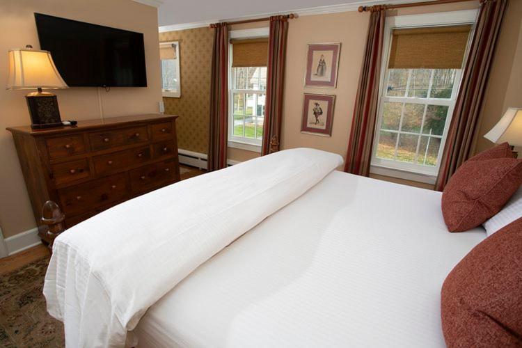 The Dorset Inn Dış mekan fotoğraf
